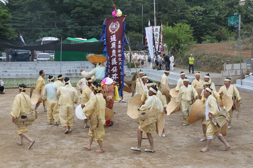 3.예천 통명농요 제25회 정기발표공연 개최